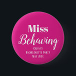 Grappig roze vrijgezellenfeest ronde button 5,7 cm<br><div class="desc">Ga het feest beginnen met de Funny Pink Bachelorette Party Button! Dit accessoire is perfect voor het toevoegen van een vleugje humor en plezier aan uw vrijgezellenfeest. Met de roze en witte kleuren kunt u het aanpassen met uw eigen tekstbericht, of het nu gaat om de naam van de bruid,...</div>