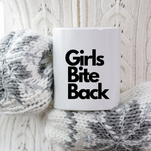 Grappig sarcastisch "Girls Bite Back" citaat Koffiemok