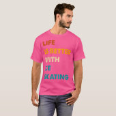 Grappig Schaatsenleven Is Beter Met Schaatsen T-shirt (Voorkant volledig)
