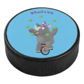 Grappig schattige neushoorns over eenwieler hockey puck (3/4)