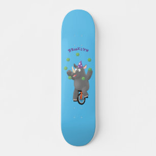 Grappig schattige neushoorns over eenwieler persoonlijk skateboard