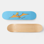 Grappig schattige oranje vliegende pterodactylcart persoonlijk skateboard (Horizontaal)