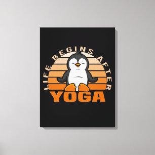 Grappig schattige pinguïn die yoga doet. canvas afdruk