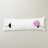 Grappig Schattige Roze Bubble Gum Vogels Op Een Dr Lichaamskussen (Achterkant)