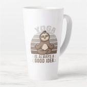 Grappig schattige sloep met yoga. latte mok (Rechterhoek)