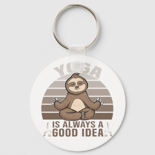 Grappig schattige sloep met yoga. sleutelhanger