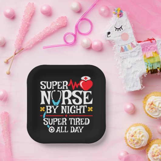 Grappig Schattige super vermoeide verpleegster dag Papieren Bordje (Feest)