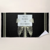 Grappig skelet Gereserveerd teken Spooky Beach Han Strandlaken (Voorkant)