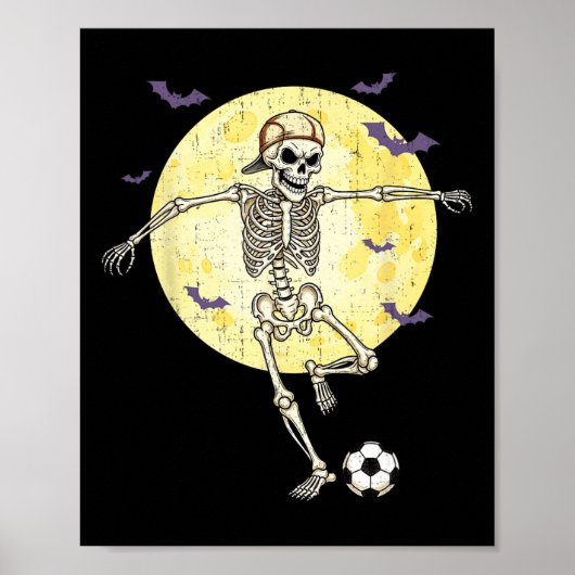 Grappig skelet speelt voetbal grappige Halloween m Poster (Voorkant)
