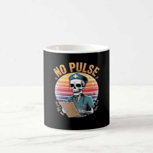 Grappig Skeleton Nurse Geen Pulse Design – Dark Hu Koffiemok (Center)