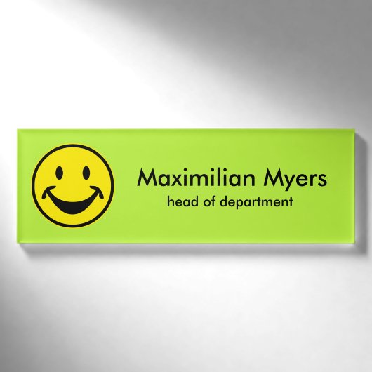 Grappig Smiley-geel + je rug. en ideeën Naambadge (Voorkant)
