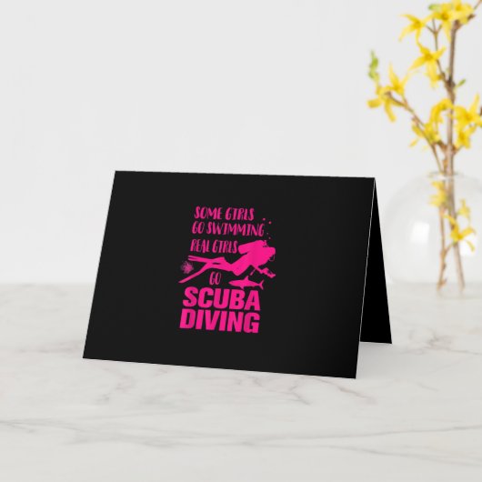 Grappig Sommige Meisjes gaan zwemmen Echt Meisjes  Kaart (Gele Bloem)