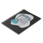 Grappig stripfiguur met muiscursor hoofd notitieboek (Linkerzijde)