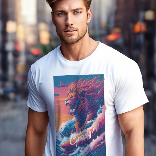 Grappig Surf Lion Gnarly op de golf voor echte sur T-shirt
