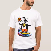 Grappig Surfen Pinguïn Cartoon T-Shirt (Voorkant)