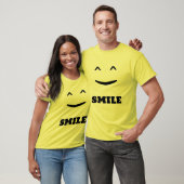 Grappig T-shirt met een Smile Face Emoji (Unisex)