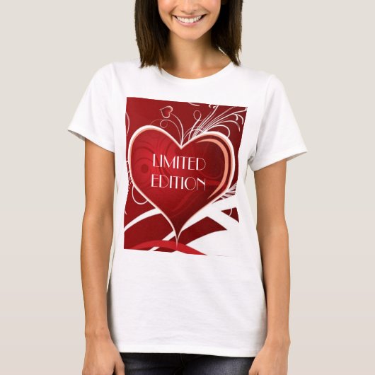 Grappig tekstontwerp en groot rood hart t-shirt (Voorkant)
