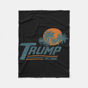 Grappig Trump Shirt Golf van Amerika EST 2025 ( 2 Fleece Deken