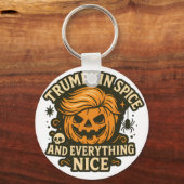 Grappig "Trumpkin Spice & Everything Nice" Hallowe Sleutelhanger (Voorkant)
