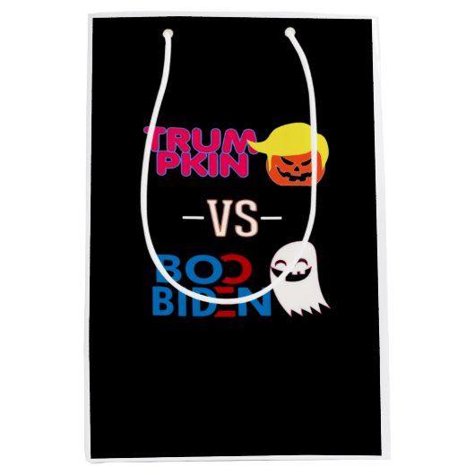 Grappig Trumpkin vs Boo Biden Halloween Design Cla Medium Cadeauzakje (Voorkant)
