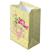 Grappig varken Happy Birthday! Giant Layer Cake Ca Medium Cadeauzakje (Voorkant Gekanteld)