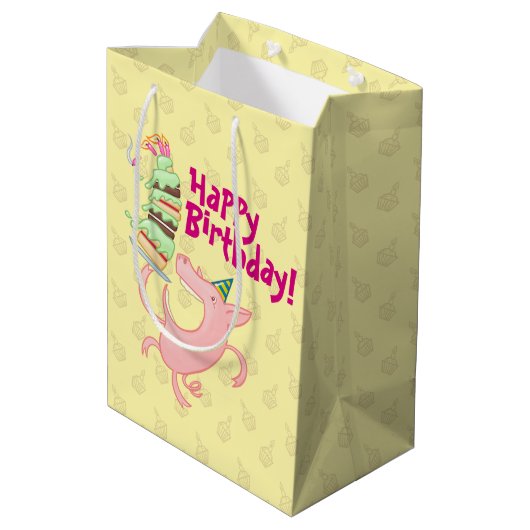 Grappig varken Happy Birthday! Giant Layer Cake Ca Medium Cadeauzakje (Achterkant Gekanteld)