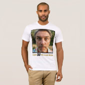 Grappig Verjaardag Crew Foto Age Fun Hilarisch T-shirt (Voorkant volledig)