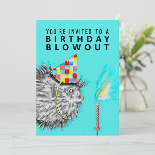 Grappig verjaardagsfeestje uitnodiging (Staand voorkant)