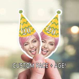 Grappig Verjaardagsgezicht met Party Pet & Custom  Sticker