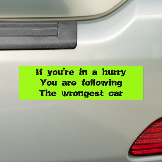 Grappig verkeer met bumperstickers (Op auto)