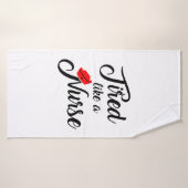 Grappig verpleegster shirt. 1 badhanddoek (Badhanddoek)