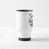 Grappig verpleegsters doen het met vaardigheden en reisbeker (Center)