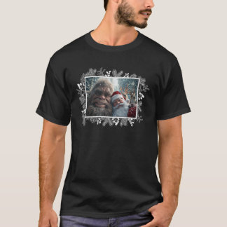 Grappig Verrast Sinterklaas Selfie Met Sasquatch T-shirt