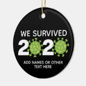 Grappig Virus - We overleefden 2020 met één foto Keramisch Ornament (Links)