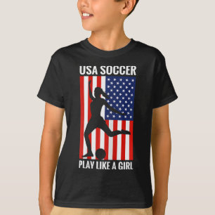 Grappig Voetbal Usa Voetbal Speel Als Een Meisje T-shirt