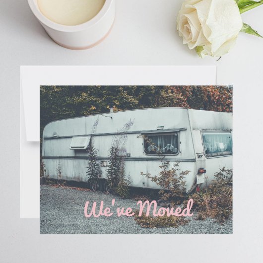Grappig We Zijn Verhuisd Oude Witte Trailer Thuis Aankondiging