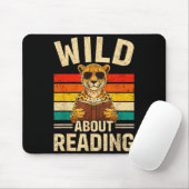 Grappig wild over het lezen van retro cheeta boek  muismat (Met muis)