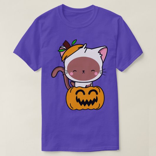 Grappig wit kat zit in een pompoen t-shirt (Design voorkant)