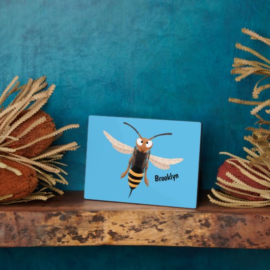 Grappig woedende wesp cartoon illustratie fotoplaat (Zijkant)