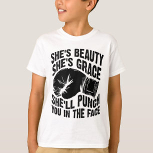 Grappig Ze is mooi Ze is gracieus Ze slaat je T-shirt