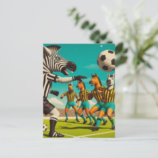 Grappig Zebra en paardenvoetbal spel Briefkaart (Staand voorkant)