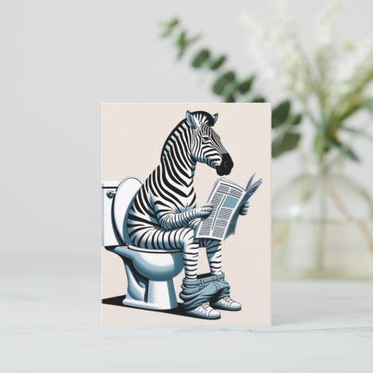 Grappig Zebra op wc lezen krant Briefkaart (Staand voorkant)