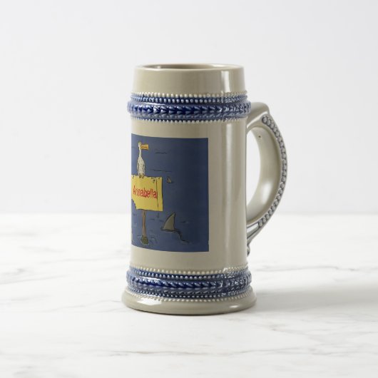 Grappig zee vogel omringd door cartoon van haaien bierpul (Voorkant rechts)