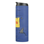 Grappig zee vogel omringd door cartoon van haaien thermosbeker (Geroteerd rechts)