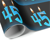 grappige 45e verjaardagskaarsen met oogballen cadeaupapier (Rol Hoek)