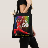 Grappige 50e verjaardag Kick & Stretch Sally O'Mal Tote Bag (Dichtbij)