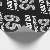 Grappige 65e verjaardag voor haar cadeaupapier (Hoek)