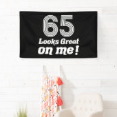 Grappige 65e verjaardag voor haar spandoek (Insitu)