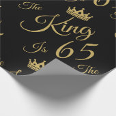 Grappige 65ste verjaardag voor mannen cadeaupapier (Hoek)