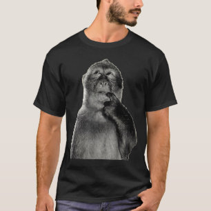 Grappige Aap Meme Met Retro Odore Humor Kunststijl T-shirt